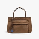 Parfois Bolso de mano estilo tote por 19.99€.