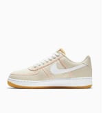 Baskets Nike Air Force 1 '07 Premium "Light Gum" à 48€