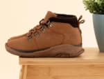Hush Puppies Botín Cuero Niño 102 Tri Café por solo $15.990 en Zapatos.Cl