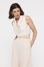 Top chaleco cropped Vero Moda por 7.99€
