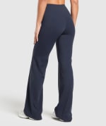 Up to 50% Off Sitewide + Extra 25% Off With Code EXTRA25 (Leggings £8.55 / Tee £6.60
