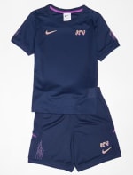 Nike NKB KM Dri-Fit ACD25 Shortsleeve Short Set voor €15 bij Snipes
