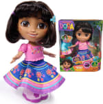 Dora dansende pop met 2 rokken voor €12,99 bij bol.com