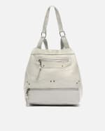 Mochila antirrobo con detalles metálicos por 12€