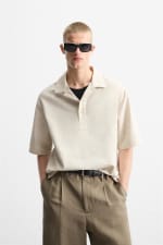 Camisa polo relaxed fit Zara beige por 15,99€