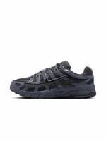 Nike P-6000 pour 83,99€ chez The Village Outlet