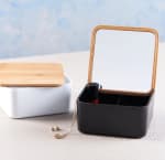 Joyero con espejo por 1.99€.