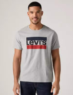 Levi's Camiseta gráfica de deporte por 14.50€.