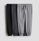 3-pack de joggers para niño por $169 en H&M