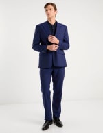 Traje para hombre Michael Kors por $2,514.50 en Liverpool