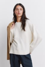Springfield Jersey hombro caído beige por 8,49€