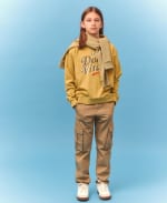 Sudadera cerrada print fantasía de niño por 5.99€.