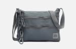Bolso Bandolera pequeño en nylon por 10€.