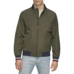 Chaqueta tipo bomber Tommy Hilfiger, ligera, de punto acanalado por $66.990 en Líder