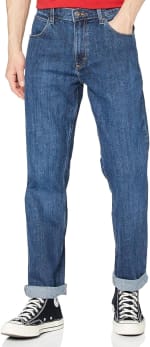 Wrangler Texas straight dark stone voor €27,88 bij Amazon