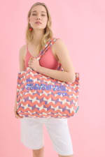 Bolso tote estampado HI&BYE por 14.99€