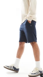 Jack & Jones loose fit sweat shorts voor €9,99 bij ASOS