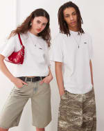 Vans camiseta logo pecho colores blanco y gris por 10.50€