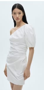 Vestido asimétrico manga abullonada por 12.99€