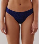 Tanga menstruel flux moyen en microfibre à 8,99€