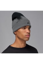 Gorro Nike Peak por 7.9€