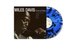 Miles Davis Álbum Kind of Blue en formato de vinilo azul y negro por 9,99€