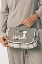 Women'secret Neceser grandepercha Snoopy verde por 12.99€