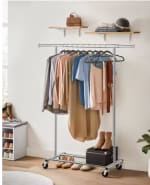 SONGMICS Uittrekbaar Kledingrek voor €21,96 dmv code bij liexpress