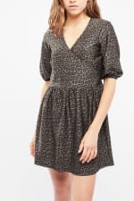 ASOS vestido evasé estampado leopardo negro y marrón por 2,99€