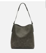 Bolso Hobo grande por 12€.