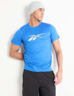 Playeras Reebok por $139 | Suburbia