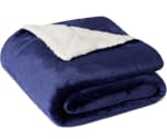 Amazon Basics Manta 127×152cm por 7.27€.