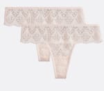 Lot de 2 tangas tout dentelle, Lison à 9,99€