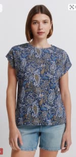 Springfield Camiseta manga corta para mujer por 3.99€.