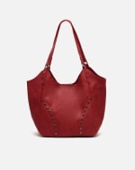 Bolso de hombro con neceser extraíble y detalles metálicos color rojo por 15€