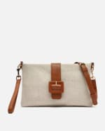 Bolso bandolera pequeño con asa de mano extraíble efecto rafia por 20€