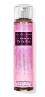 A Thousand Wishes, Mist Corporal. $11.994, disponible en Bath & Body Works. Chile