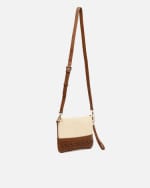 Bolso bandolera efecto rafia con asa de mano por 10€