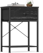 SONGMICS Mesa auxiliar (39.6 x 30 x 60.4 cm) por $299 en Amazon