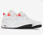Chaussure Jordan spizike low au prix de 100€
