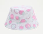 Gorro bucket print frutas de niña por 4.79€.