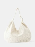 Bolso shopper con bordado por 15.99€