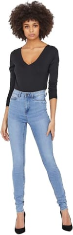 Noisy May NMCALLIE - Jeans Skinny F voor €8,99 bij Amazon