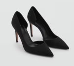 Asymmetrische pumps voor €18,99 in de mango outlet