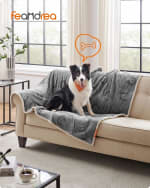 Feandrea Sherpa Fleece Waterdichte hondendeken (152 x 127 cm) voor €19,28 bij Amazon