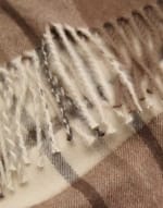 Mango bufanda cuadros flecos khaki por 5,99€