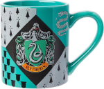 Taza Harry Potter Slytherin 14 Oz por $198 | Amazon