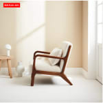 Fauteuil scandinave en bois d'hévéa teinté noyer Lorens clair et bouclette à 137,99€