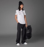 CAMISETA DE PILOTO MERCEDES - AMG PETRONAS FORMULA ONE TEAM por $47.990 en Adidas
