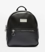 Mochila Urbana color negro por 6,99€.